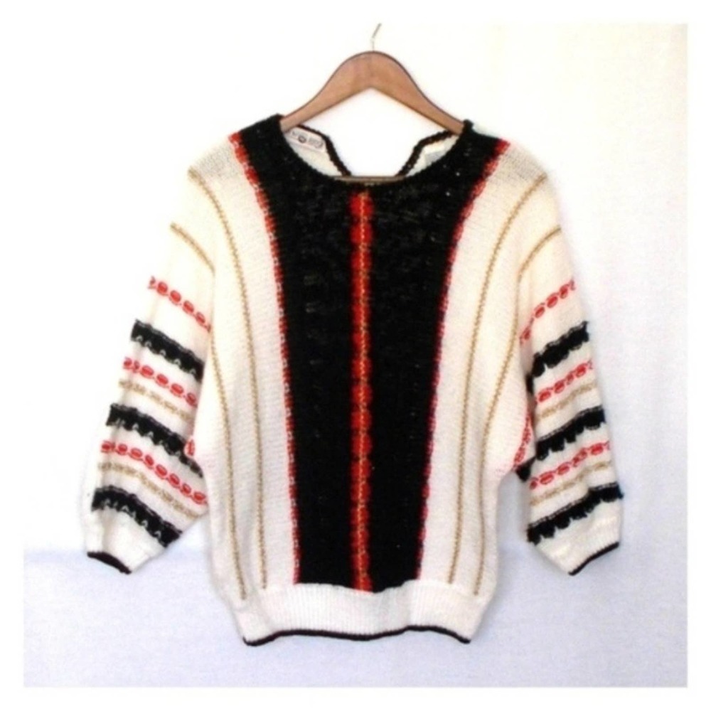 Vintage Black and White Crew Neck Sweater